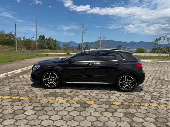 MERCEDES-BENZ GLA 250 2.0 16V TURBO GASOLINA SPORT 4P AUTOMÁTICO